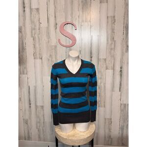 Bongo stripped long sleeve blouse size small